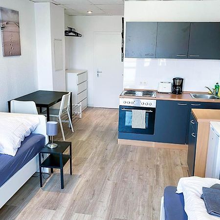 Апартаменти Perfekt Fuer Monteure & Geschaeftsreisende In Bitterfeld, Naehe Chemiepark & Industriegebiet Екстер'єр фото